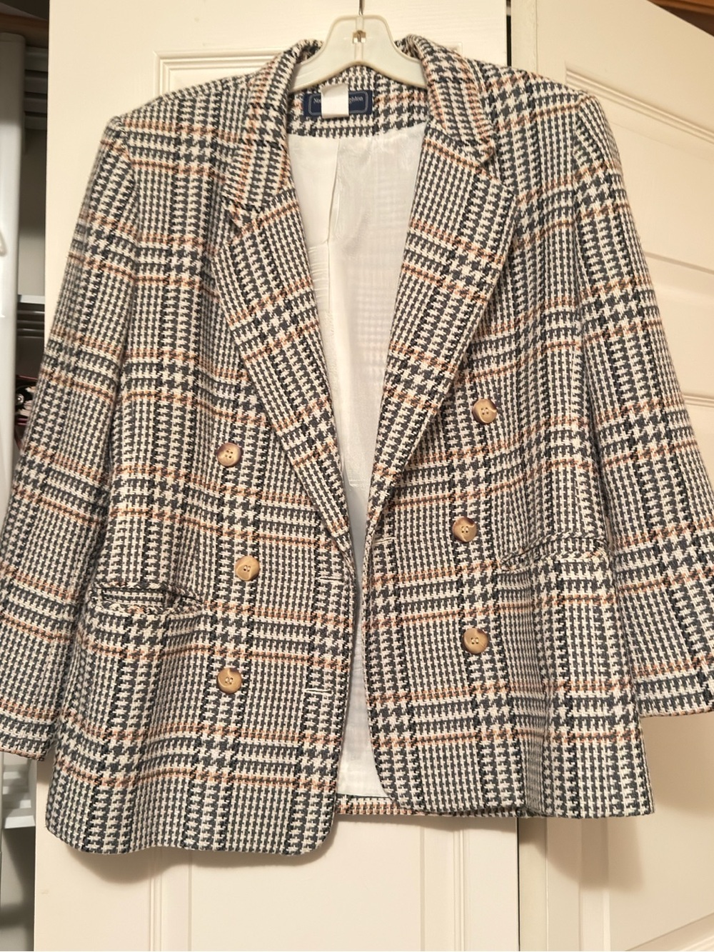 Norton McNaughton Double-Breasted Houndstooth Blazer in Black, Cream & Tan